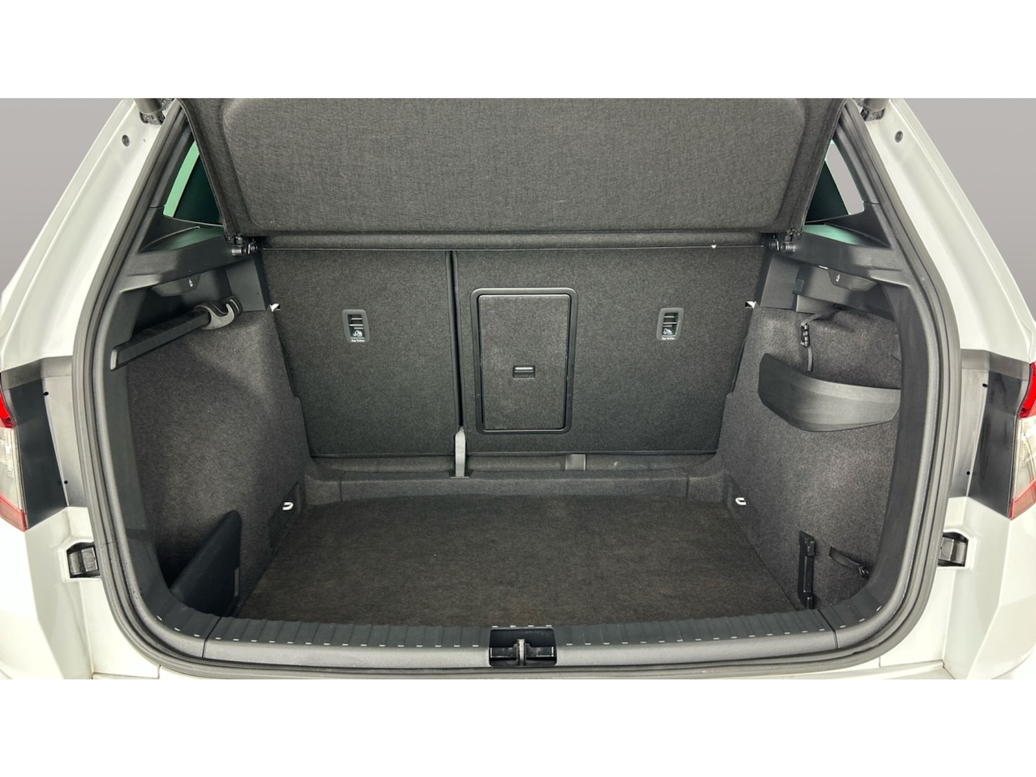 Used Skoda Karoq 2021 for sale - 76128745: Photo 18