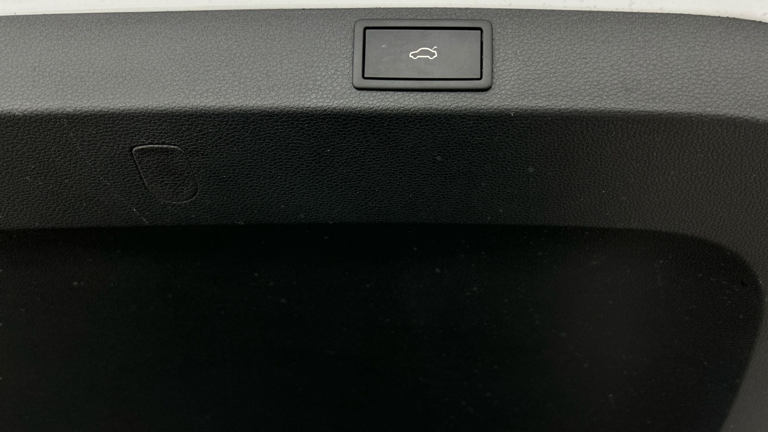 Used Skoda Karoq 2021 for sale - 76128745: Photo 31