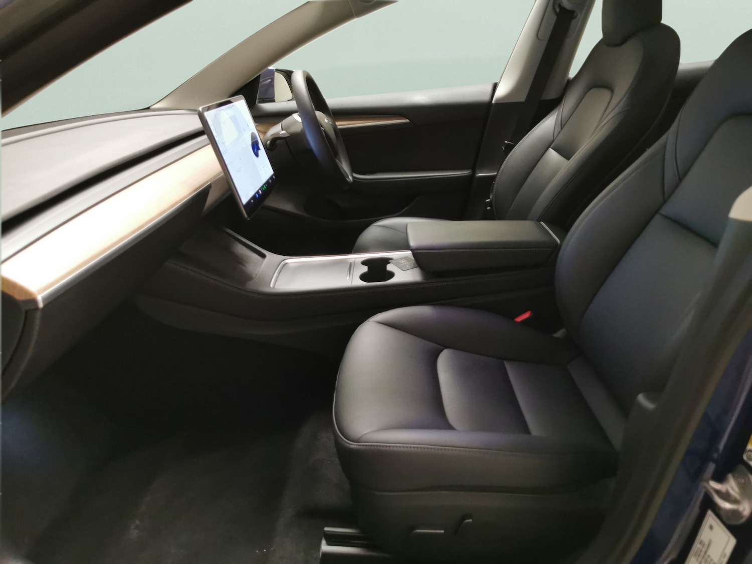 Used Tesla Model 3 2021 for sale - 77720814: Photo 4