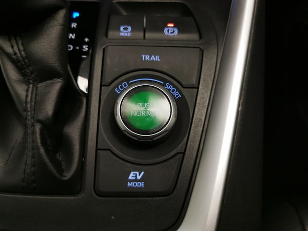 Used Toyota RAV4 2019 for sale - 76222345: Photo 28