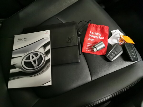 Used Toyota RAV4 2019 for sale - 76222345: Photo 49