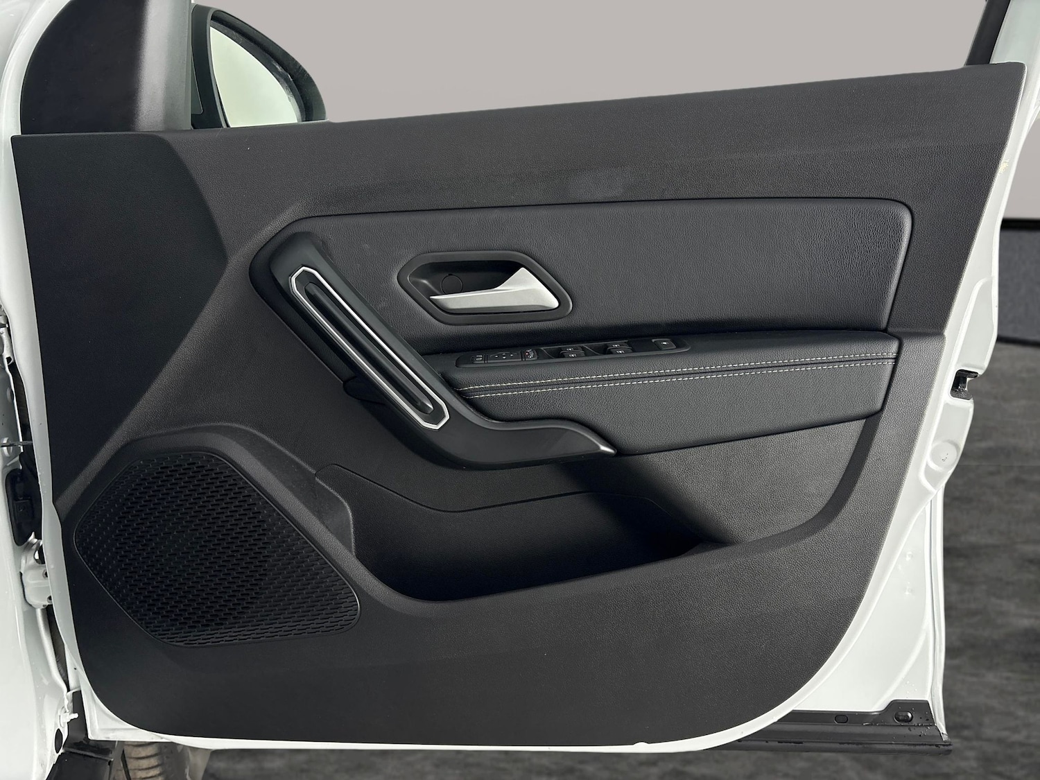 Used Dacia Duster 2023 for sale - 77634858: Photo 28