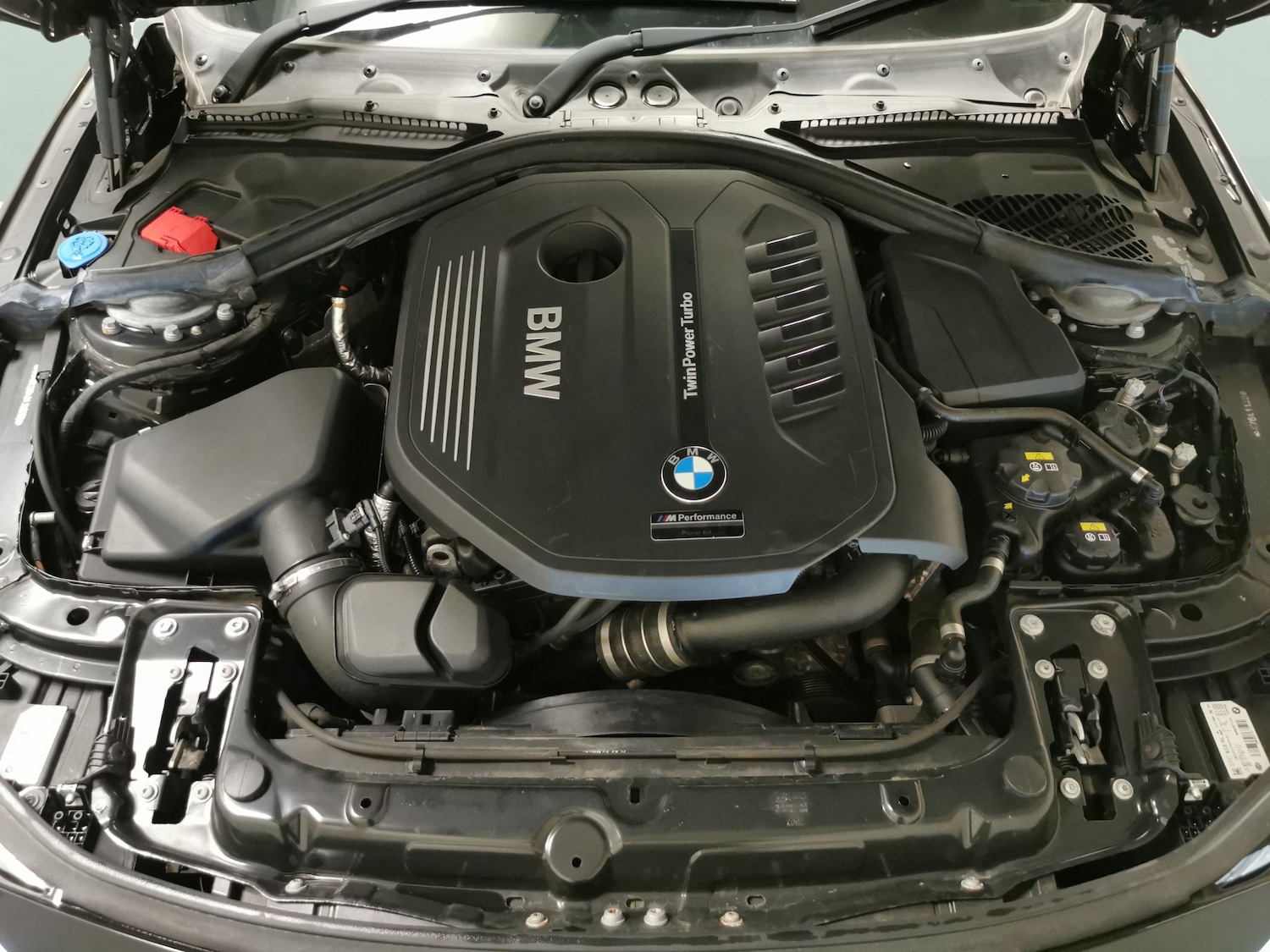 Used BMW 3 Series 2018 for sale - 76374934: Photo 43