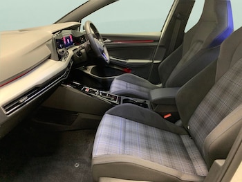 Used Volkswagen Golf 2022 for sale - 76901809: Photo