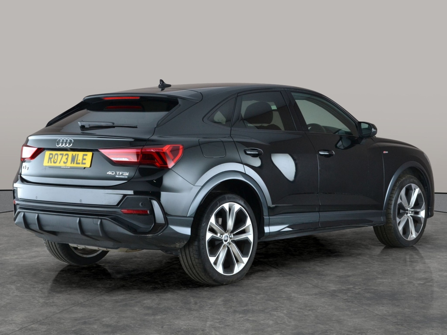 Used Audi Q3 2023 for sale - 77493097: Photo 9