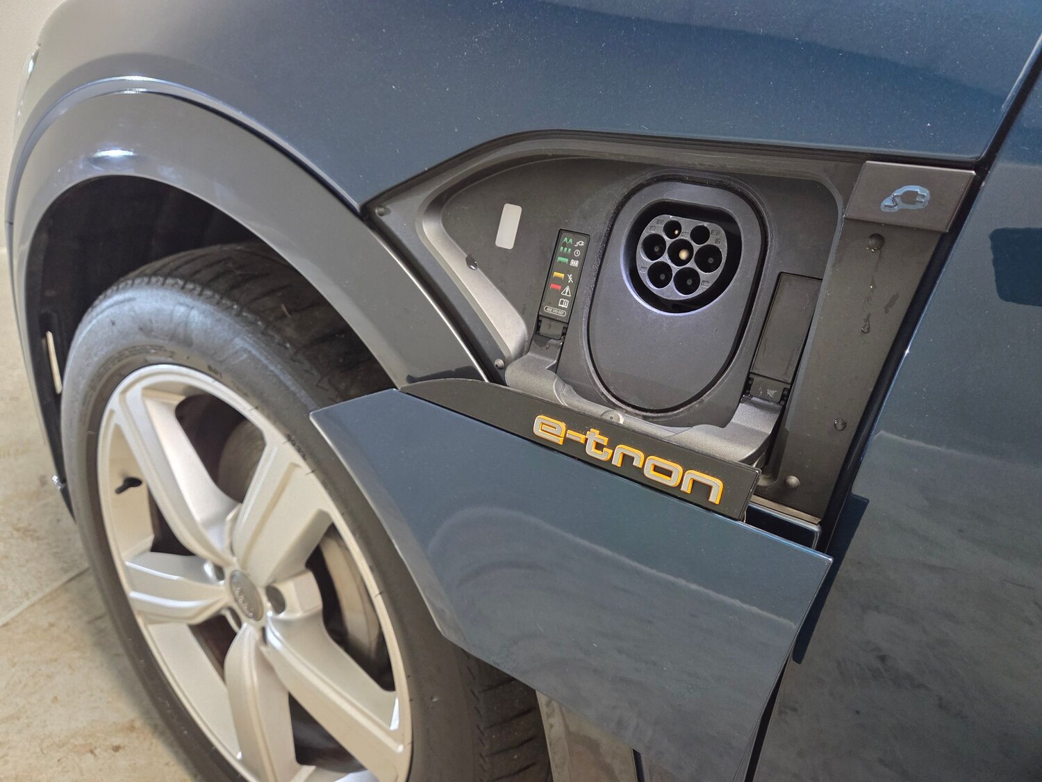 Used Audi e-tron 2020 for sale - 77889093: Photo 31