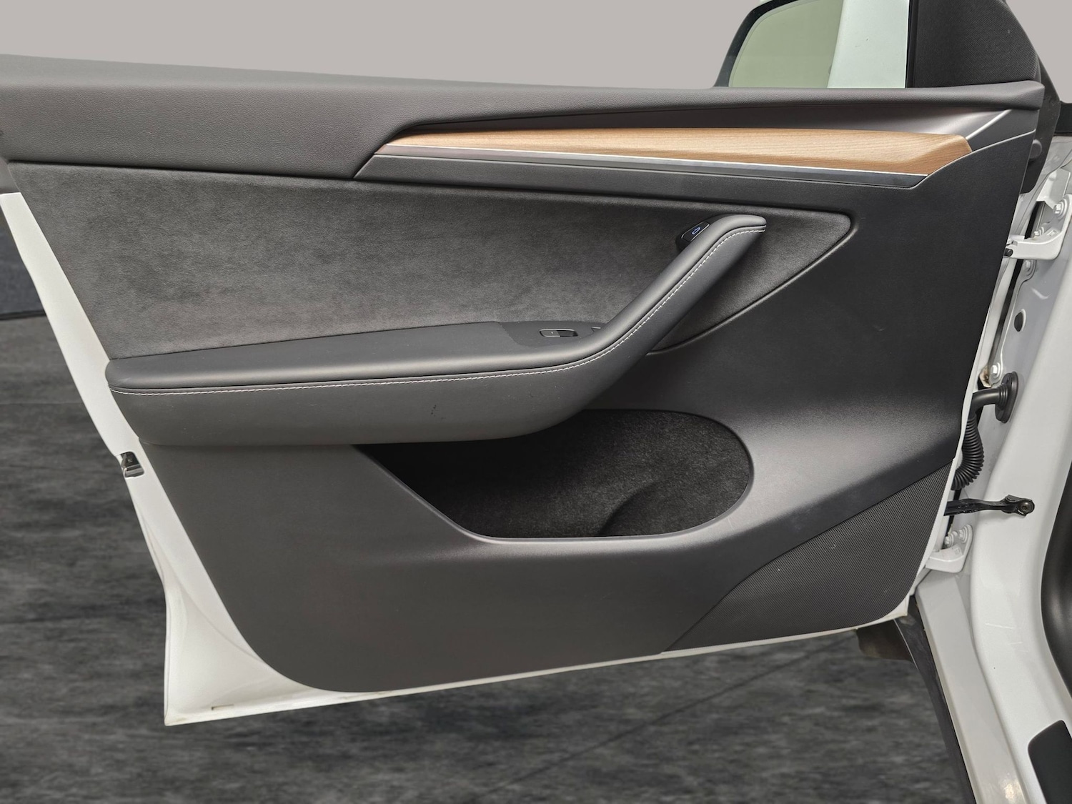 Used Tesla Model Y 2024 for sale - 76757237: Photo 26