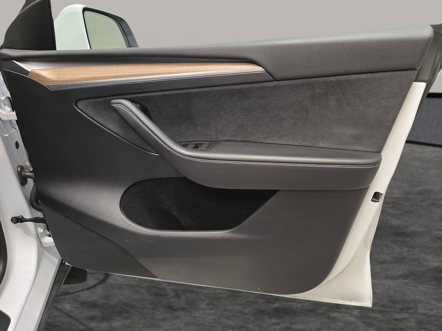 Used Tesla Model Y 2024 for sale - 76757237: Photo 29