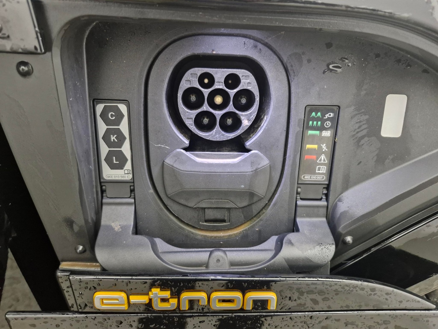 Used Audi e-tron 2022 for sale - 77897293: Photo 25