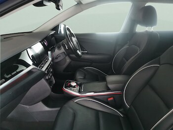 Used Kia Niro 2021 for sale - 77856109: Photo