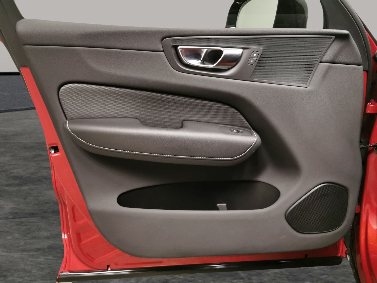 Used Volvo XC60 for sale - 76725391: Photo 26