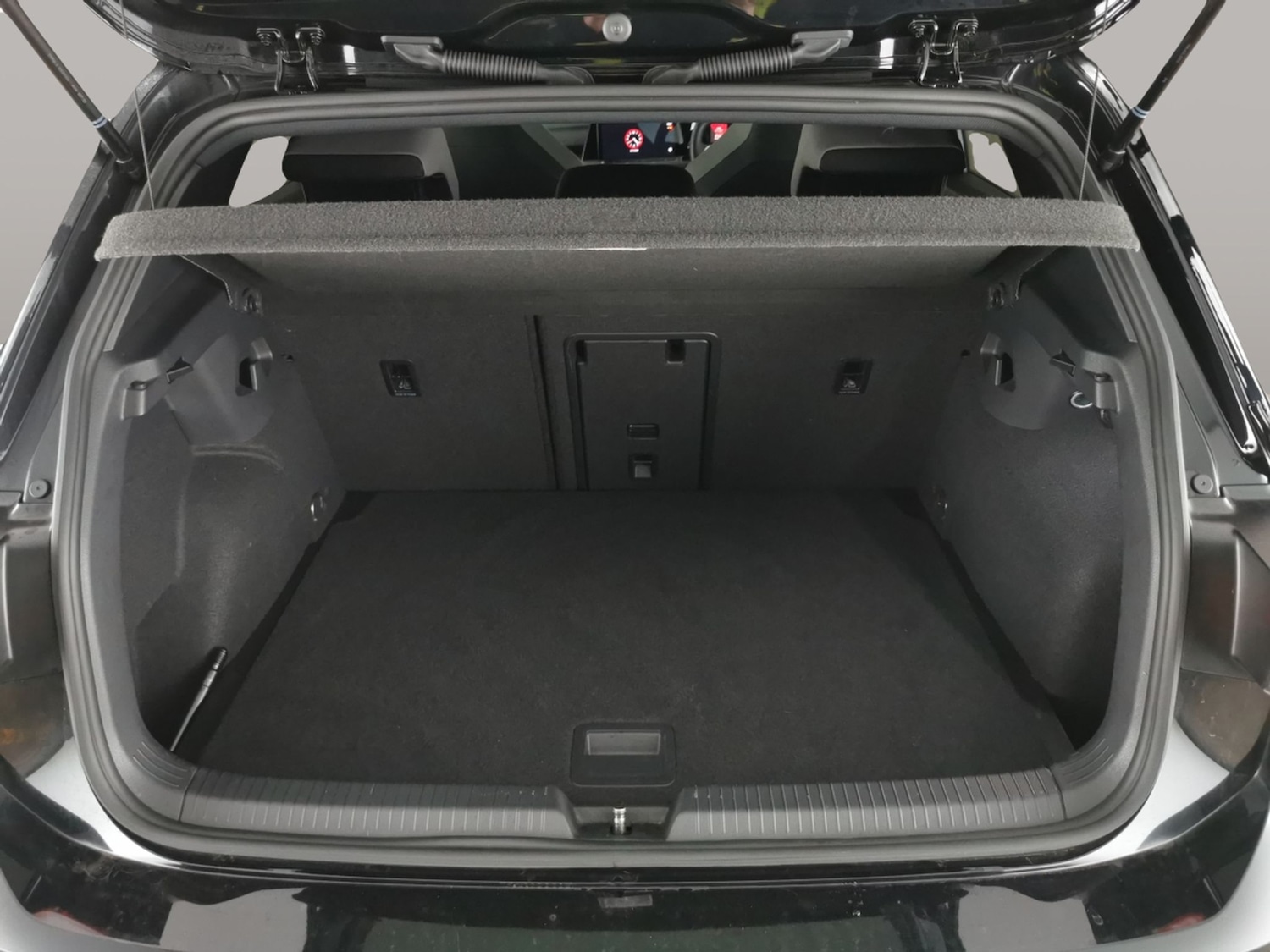 Used Volkswagen Golf 2023 for sale - 77005745: Photo 33