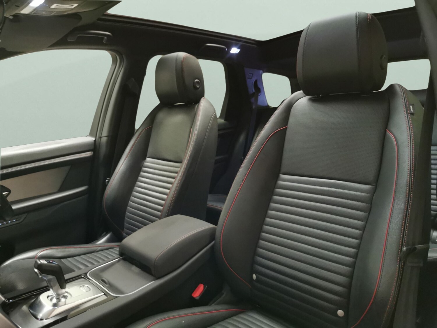 Used Land Rover Discovery Sport 2022 for sale - 78067908: Photo 8