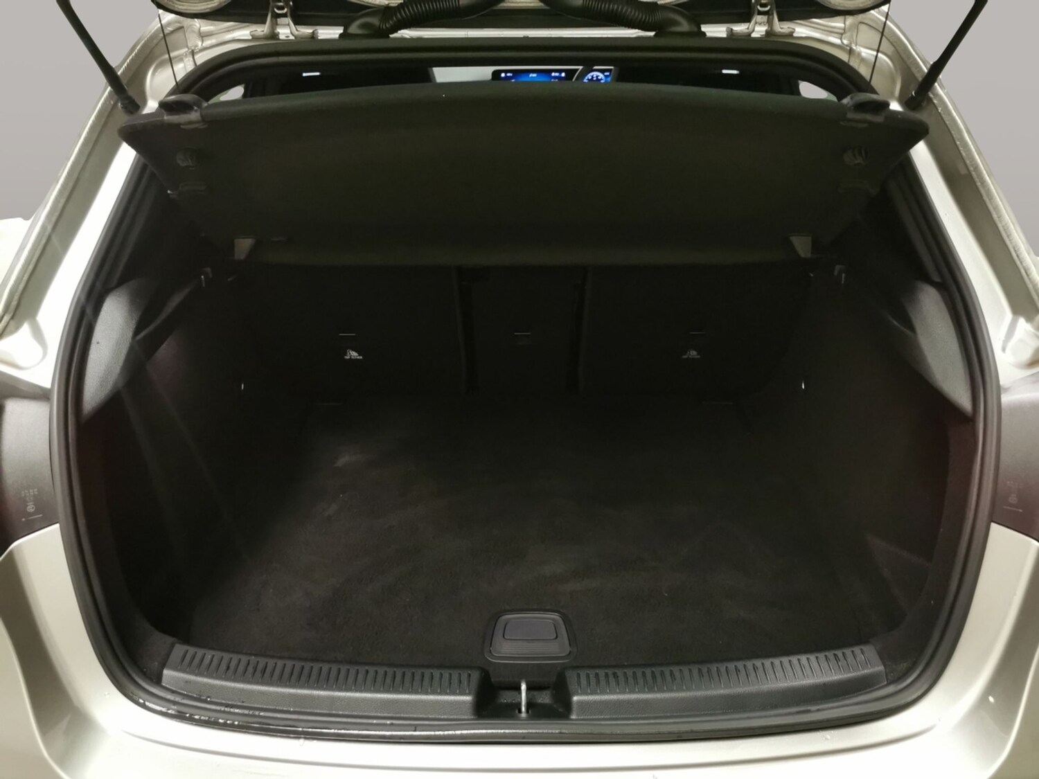 Used Mercedes-Benz A-Class 2020 for sale - 76889117: Photo 35