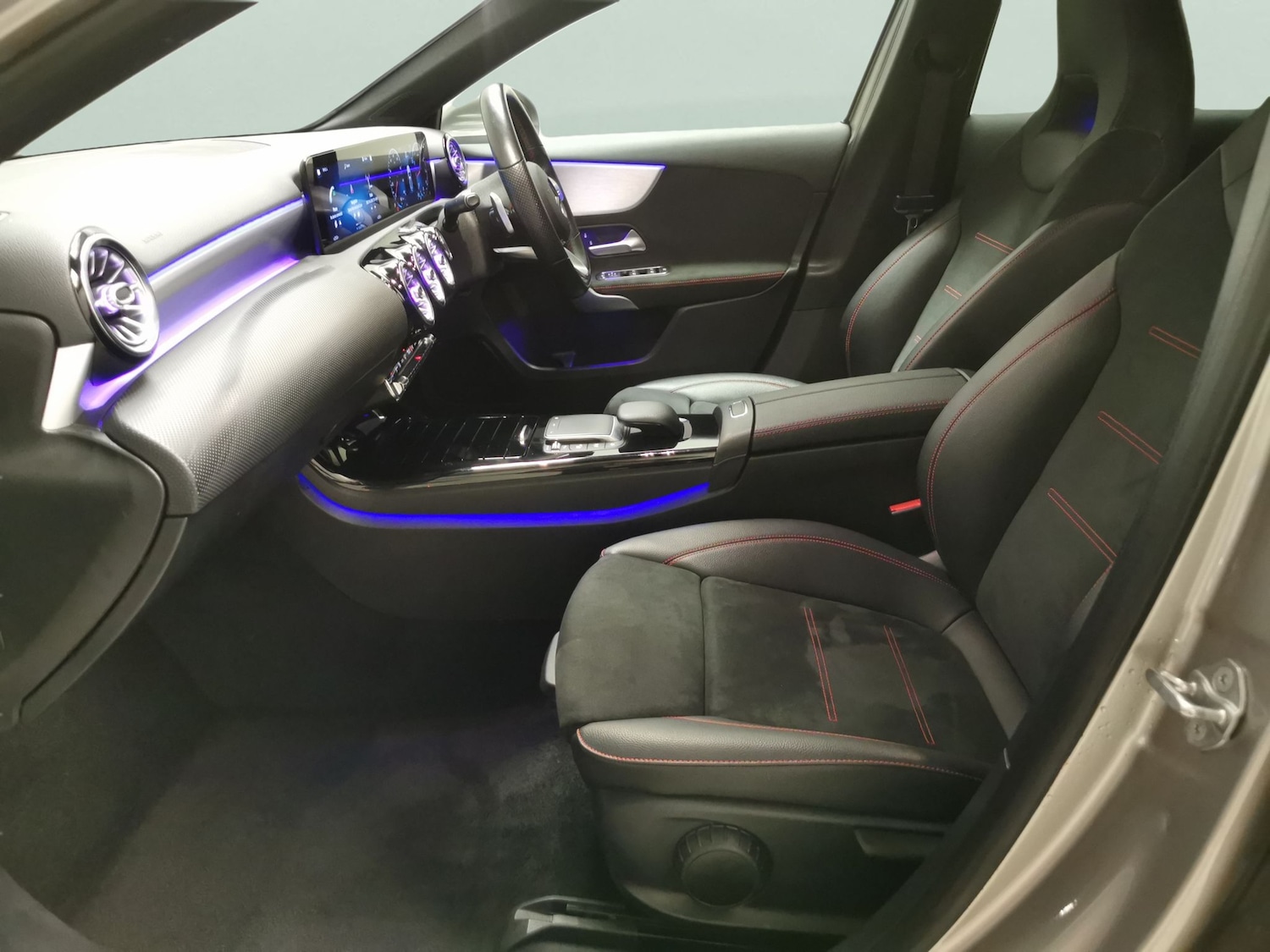 Used Mercedes-Benz A-Class 2020 for sale - 76889117: Photo 4