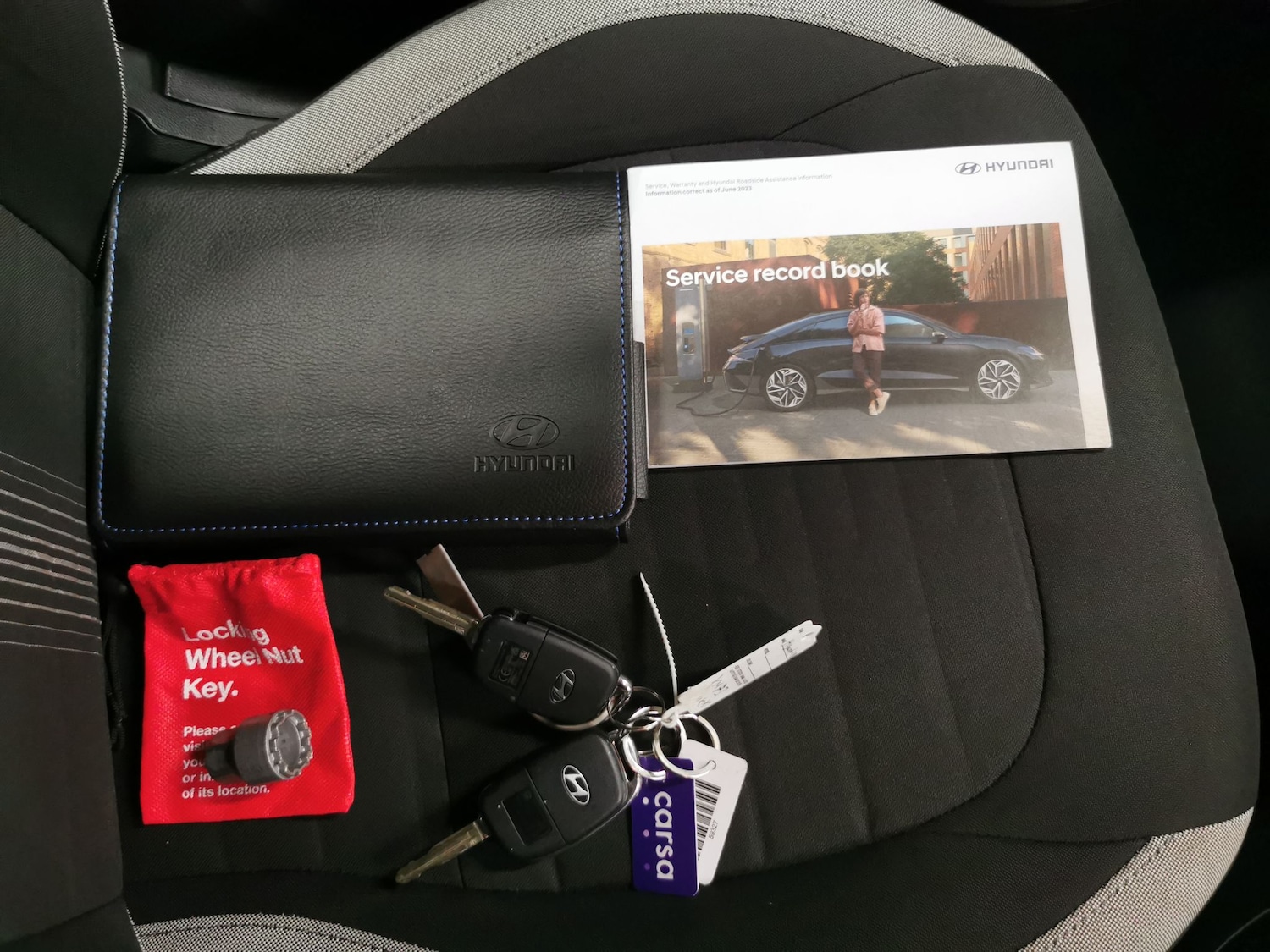 Used Hyundai i10 2023 for sale - 77034102: Photo 30