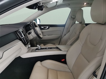 Used Volvo XC60 2021 for sale - 79392886: Photo