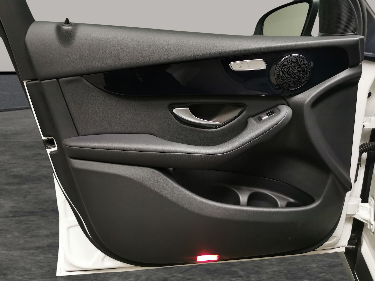 Used Mercedes-Benz GLC 2020 for sale - 76403007: Photo 32