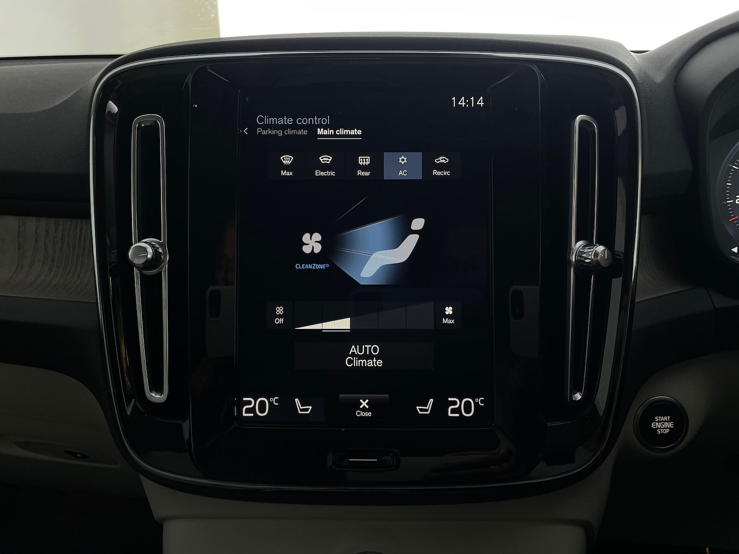 Used Volvo XC40 2020 for sale - 76452497: Photo 27