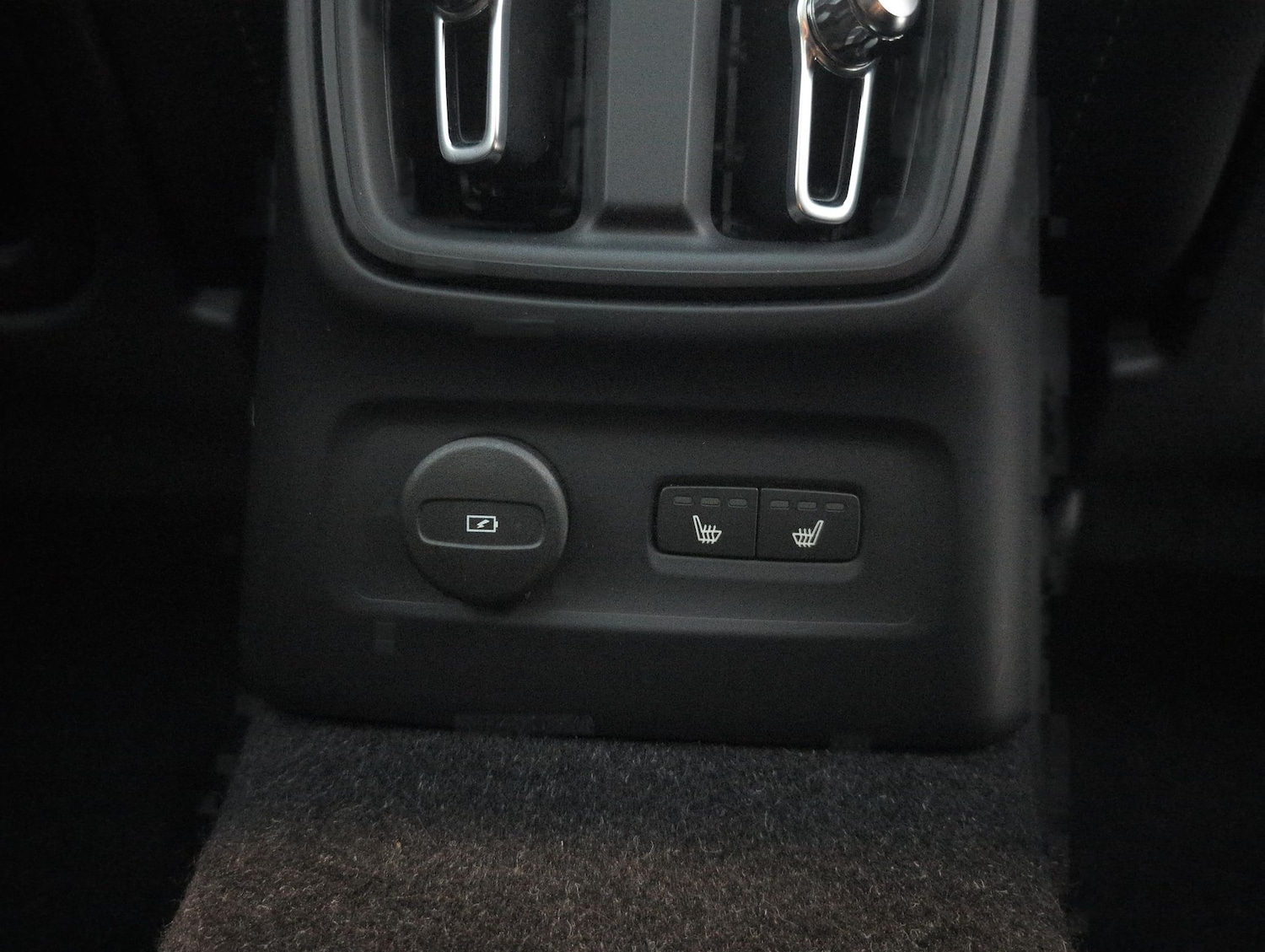 Used Volvo XC40 2022 for sale - 76450169: Photo 22