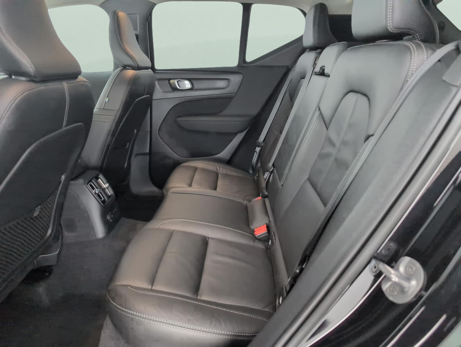 Used Volvo XC40 2022 for sale - 76450169: Photo 45