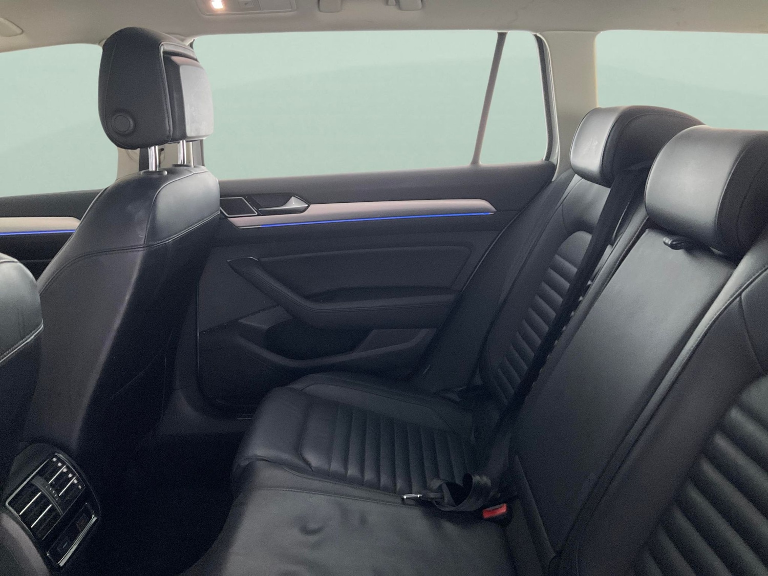 Used Volkswagen Passat 2017 for sale - 76664747: Photo 30