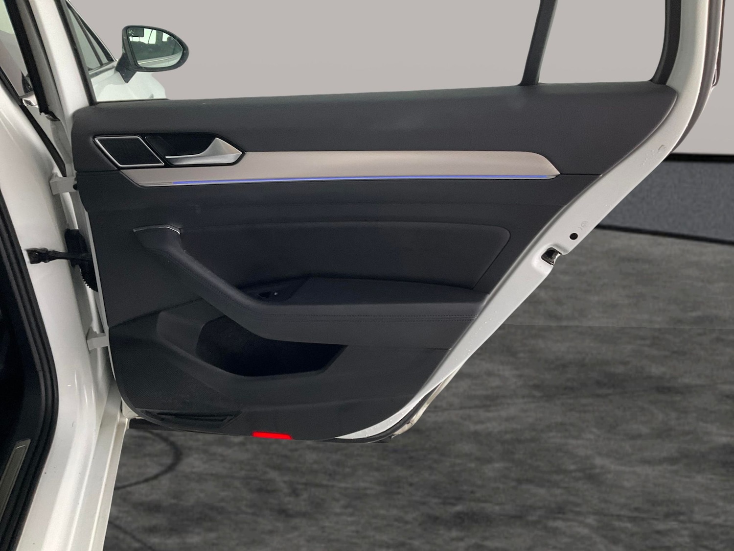 Used Volkswagen Passat 2017 for sale - 76664747: Photo 34