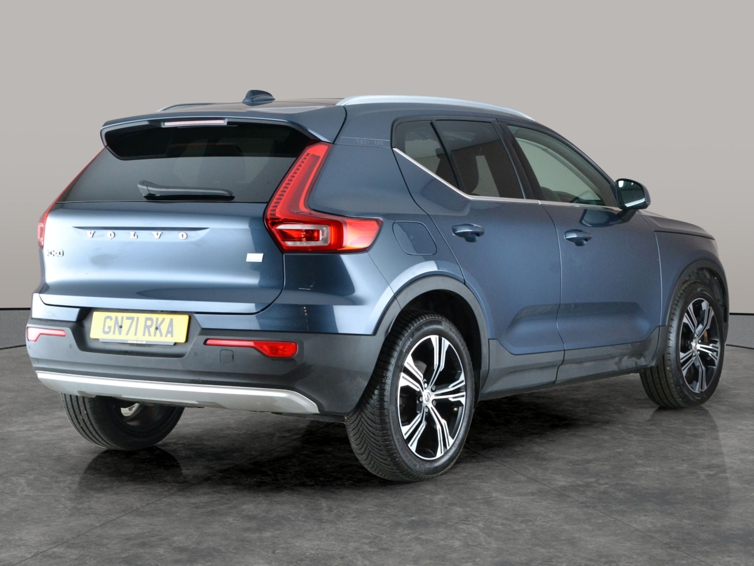 Used Volvo XC40 2021 for sale - 77241320: Photo 12