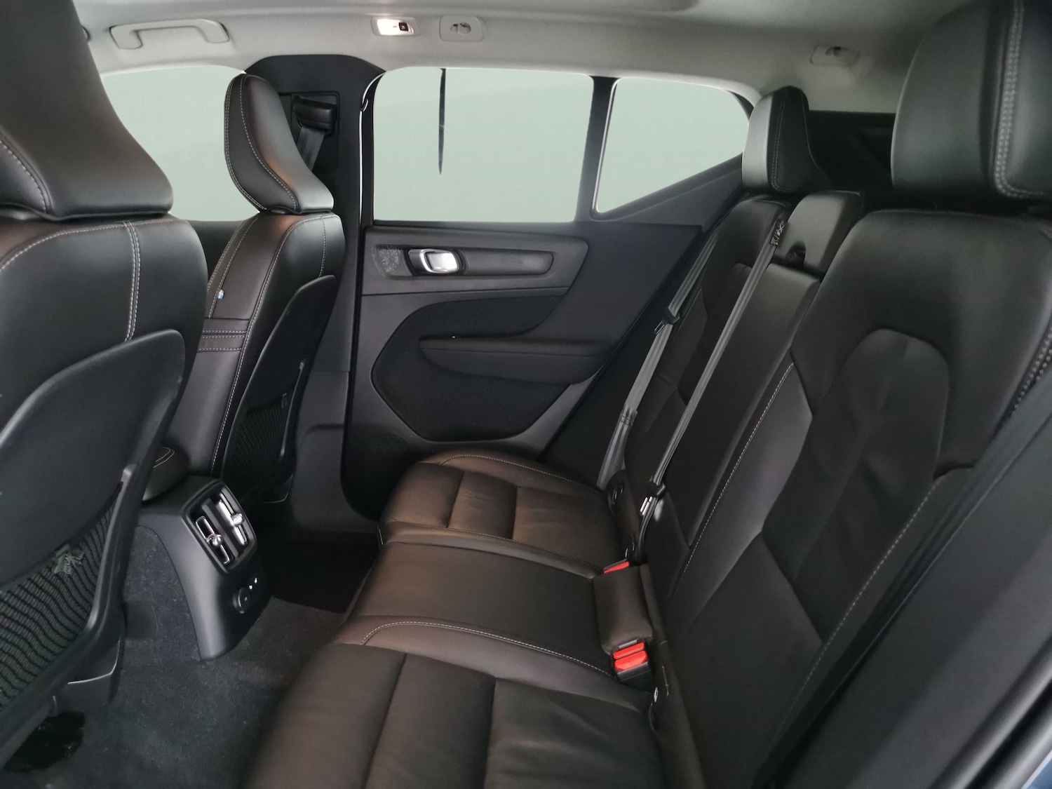 Used Volvo XC40 2021 for sale - 77241320: Photo 30