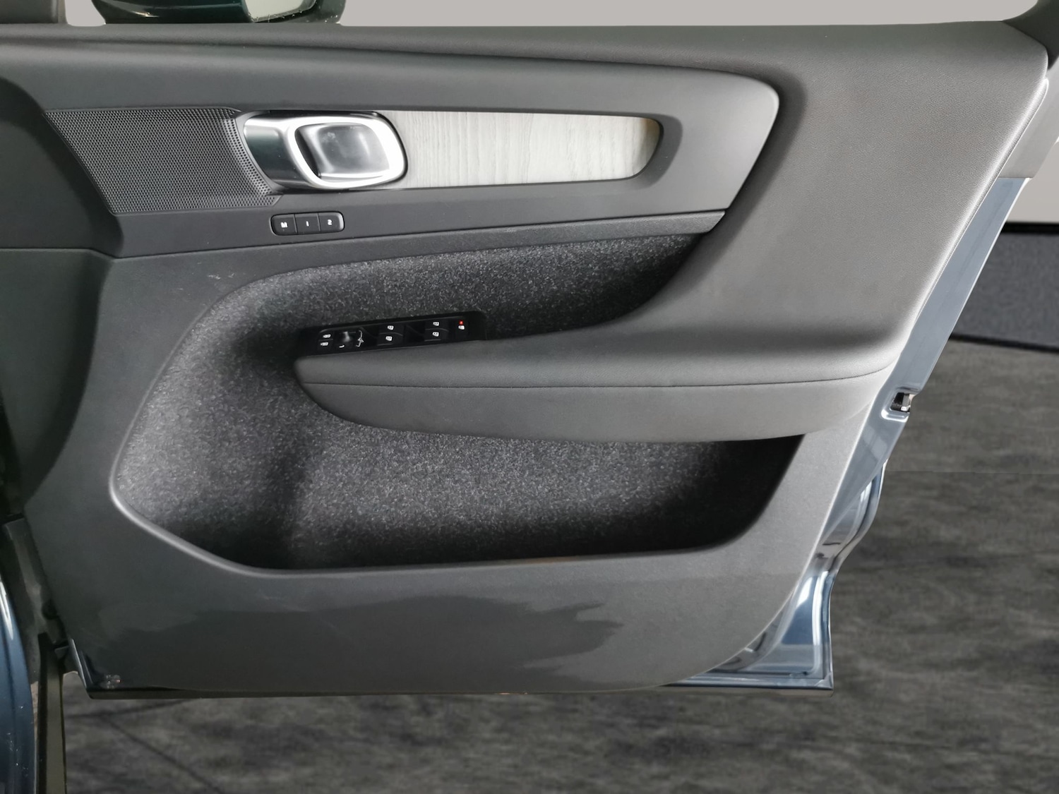 Used Volvo XC40 2021 for sale - 77241320: Photo 34