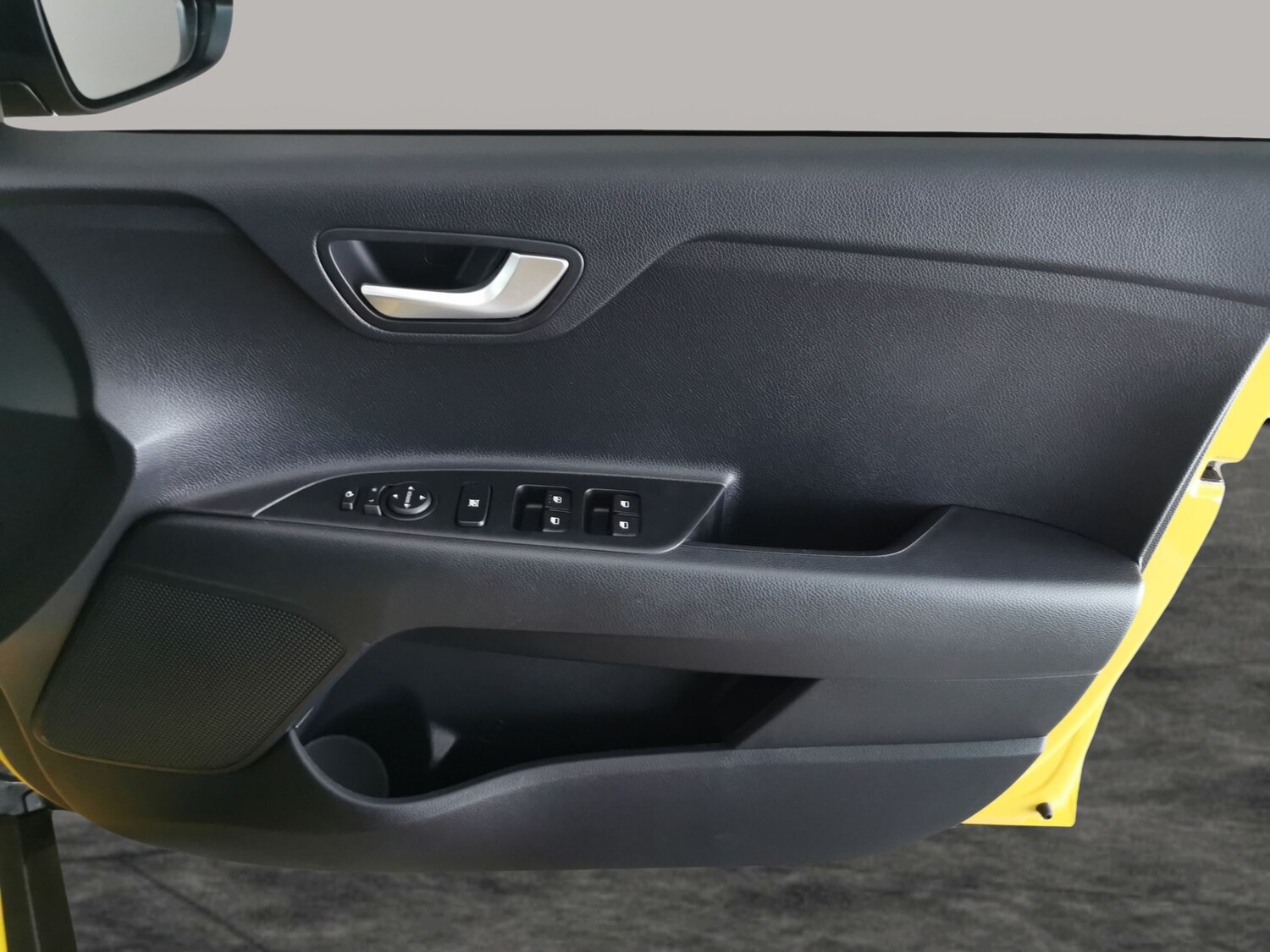 Used Kia Stonic 2022 for sale - 77740433: Photo 28