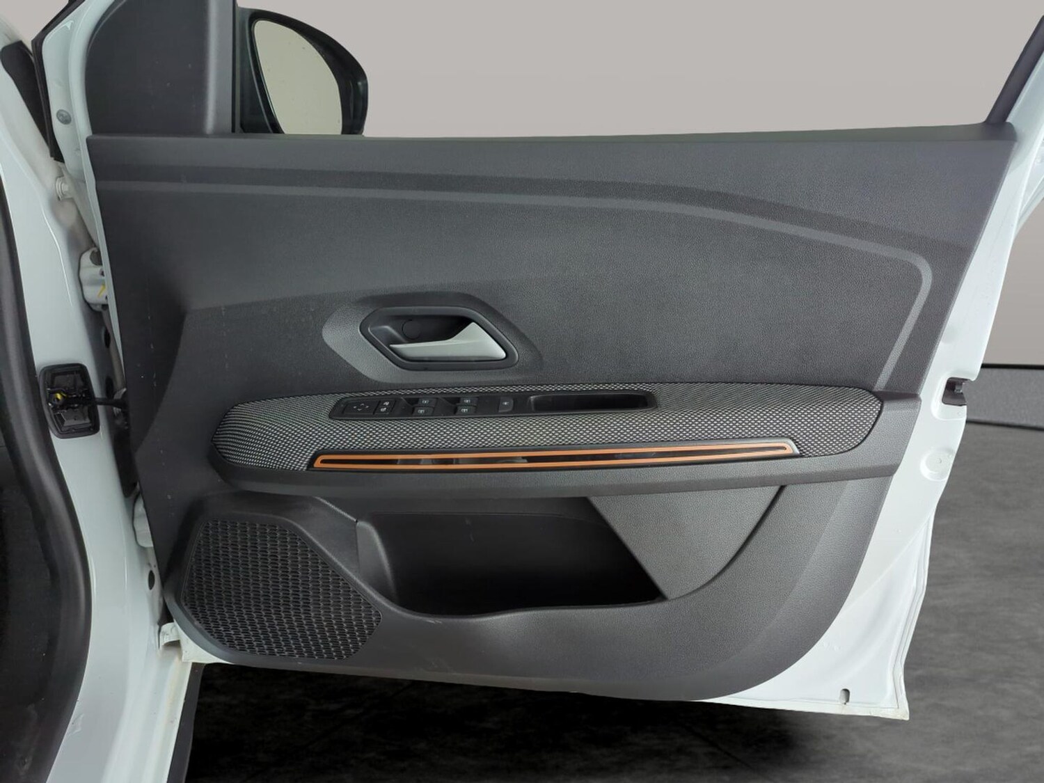 Used Dacia Sandero Stepway 2023 for sale - 77810601: Photo 31