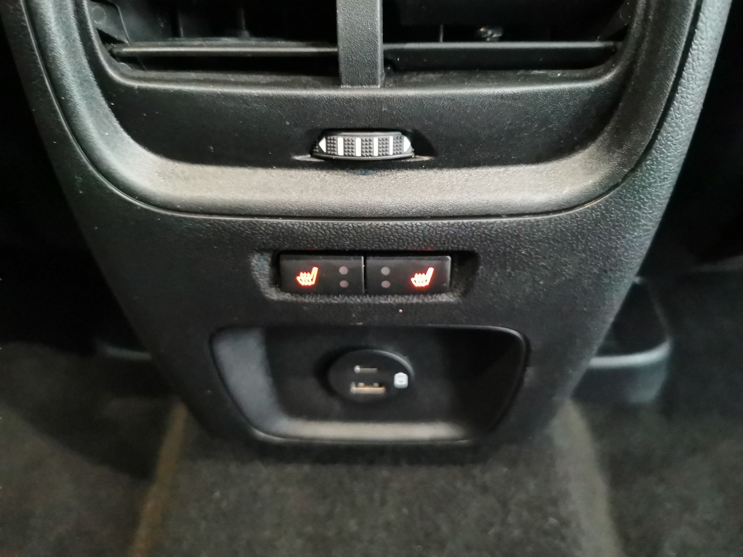 Used Ford Kuga 2022 for sale - 76717821: Photo 27