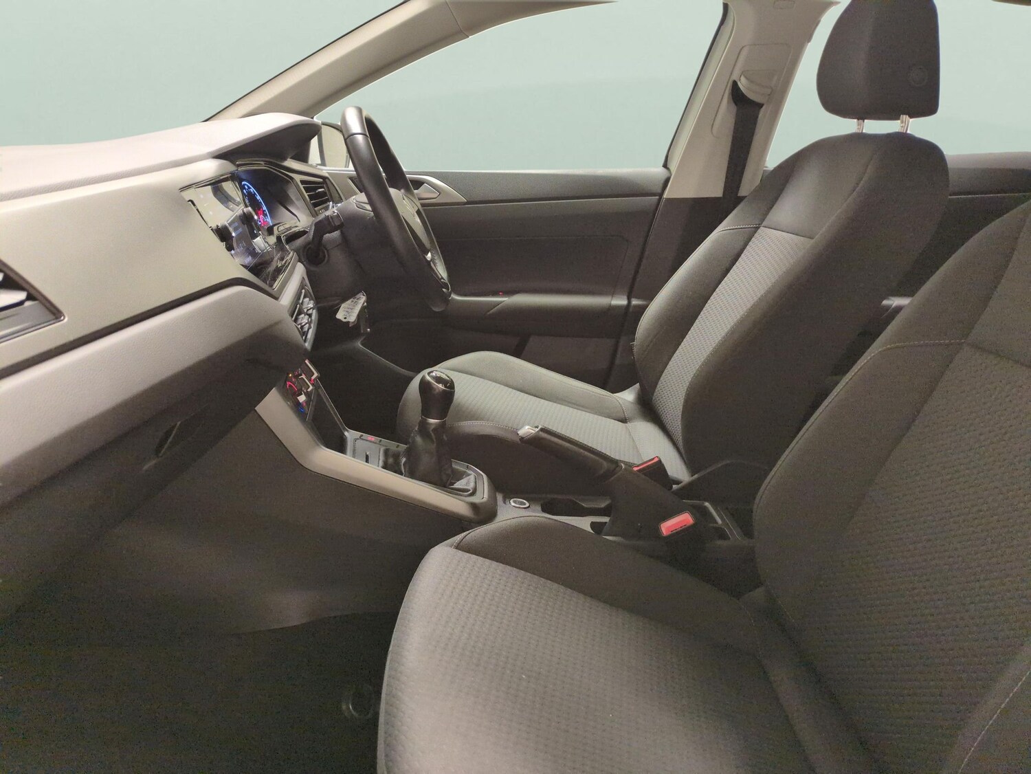 Used Volkswagen Polo 2019 for sale - 77740458: Photo 4