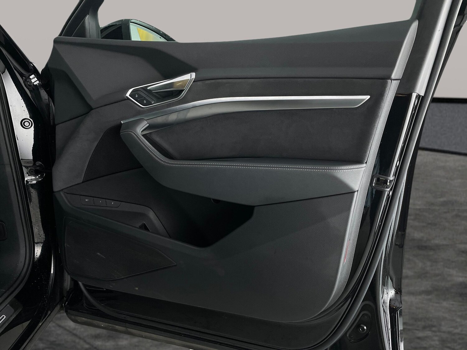 Used Audi e-tron 2022 for sale - 77374000: Photo 38