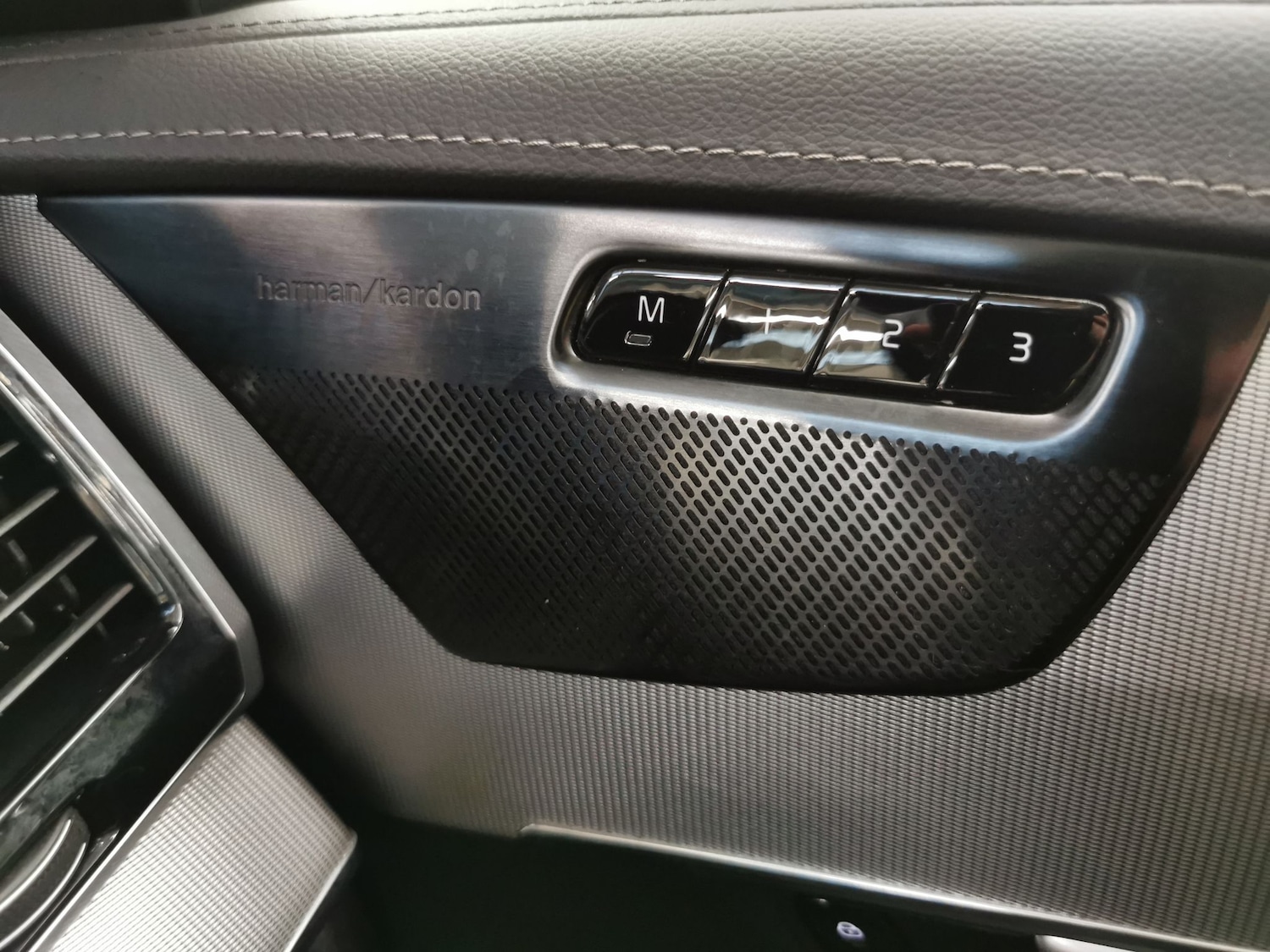 Used Volvo XC90 2022 for sale - 77025732: Photo 6