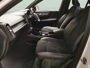 Used Volvo XC40 2020 for sale - 78255944: Photo