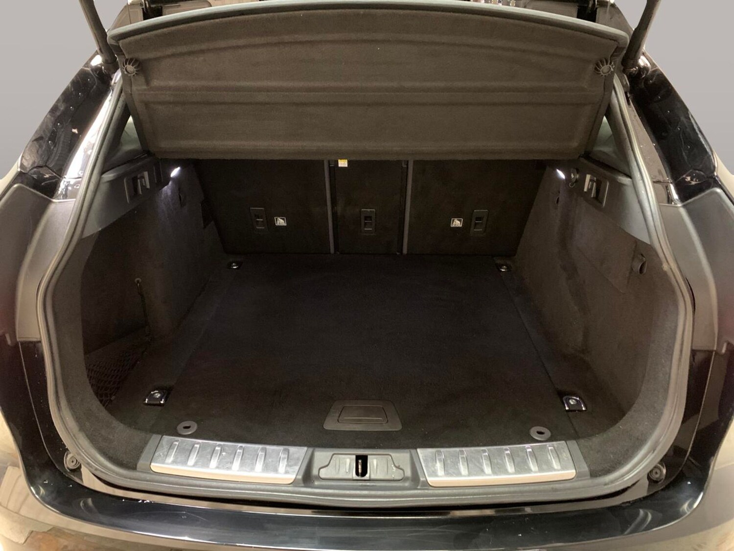 Used Jaguar F-Pace 2020 for sale - 77493109: Photo 34