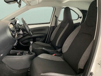 Used Toyota Aygo X undefined for sale - 78326049: Photo