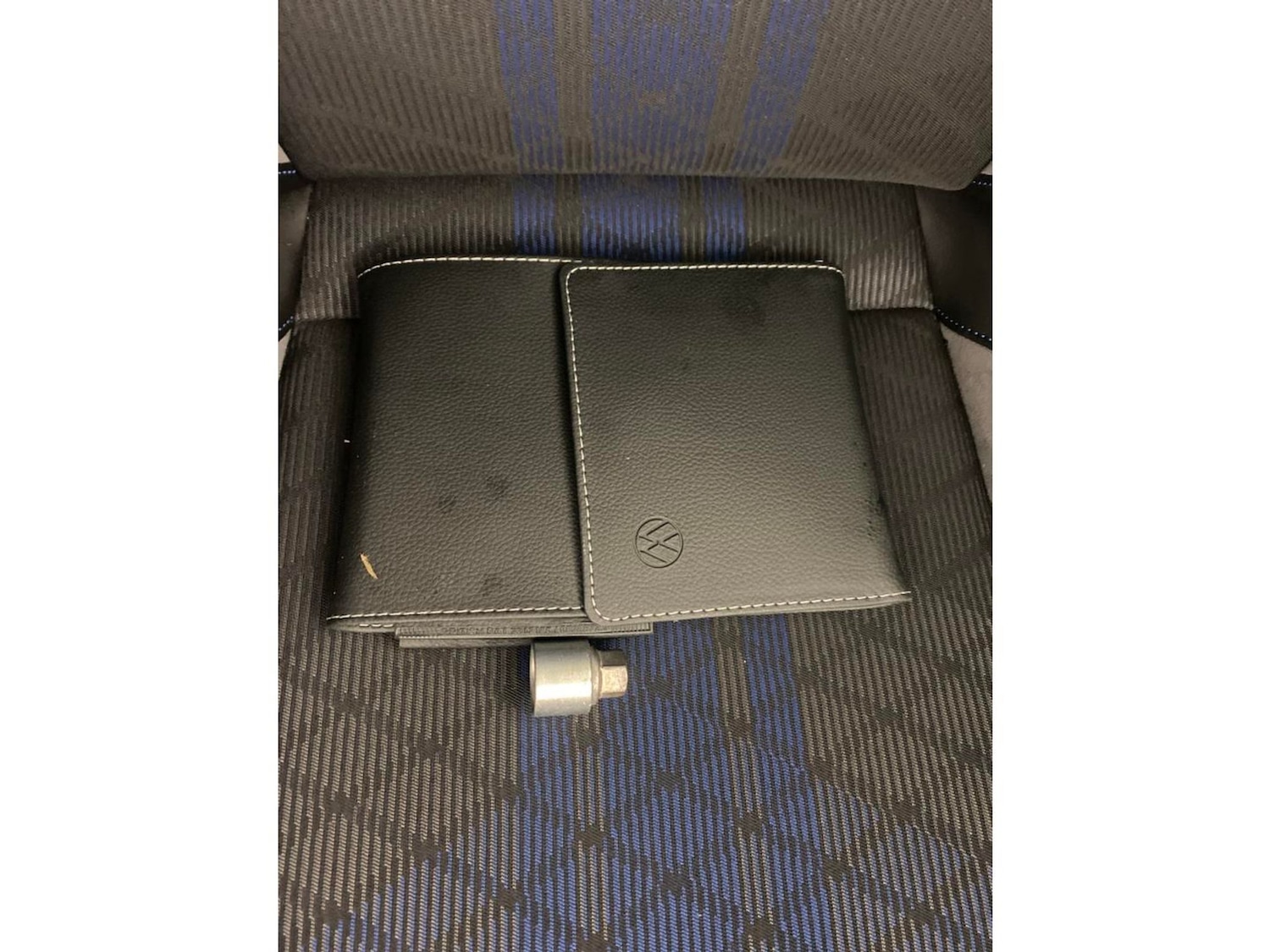 Used Volkswagen T-Roc 2023 for sale - 77701768: Photo 25