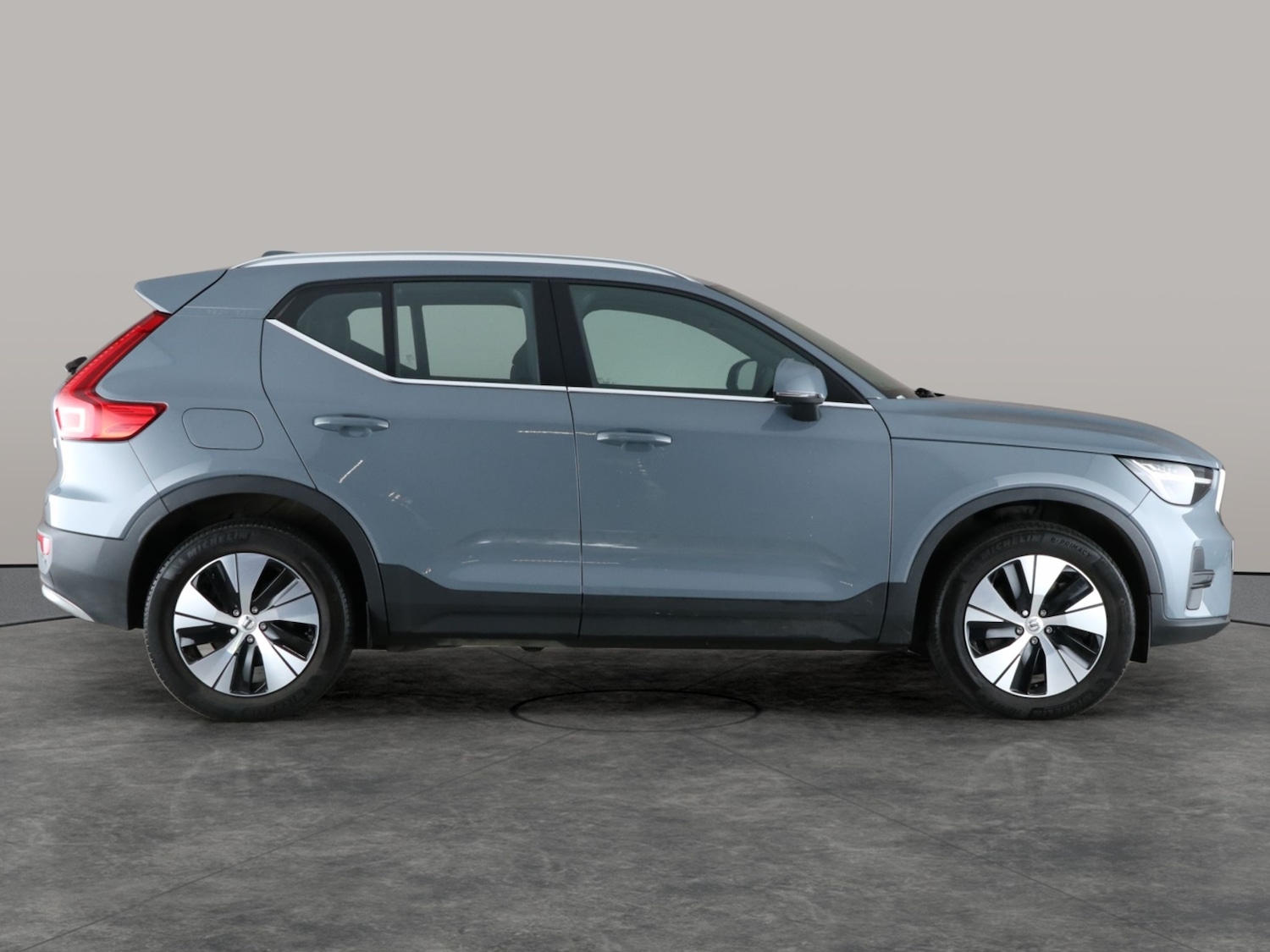 Used Volvo XC40 2022 for sale - 76908349: Photo 8