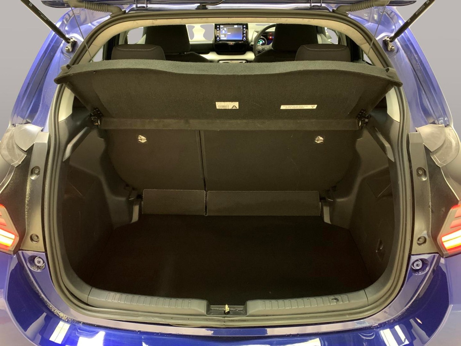 Used Toyota Yaris 2021 for sale - 76519555: Photo 34