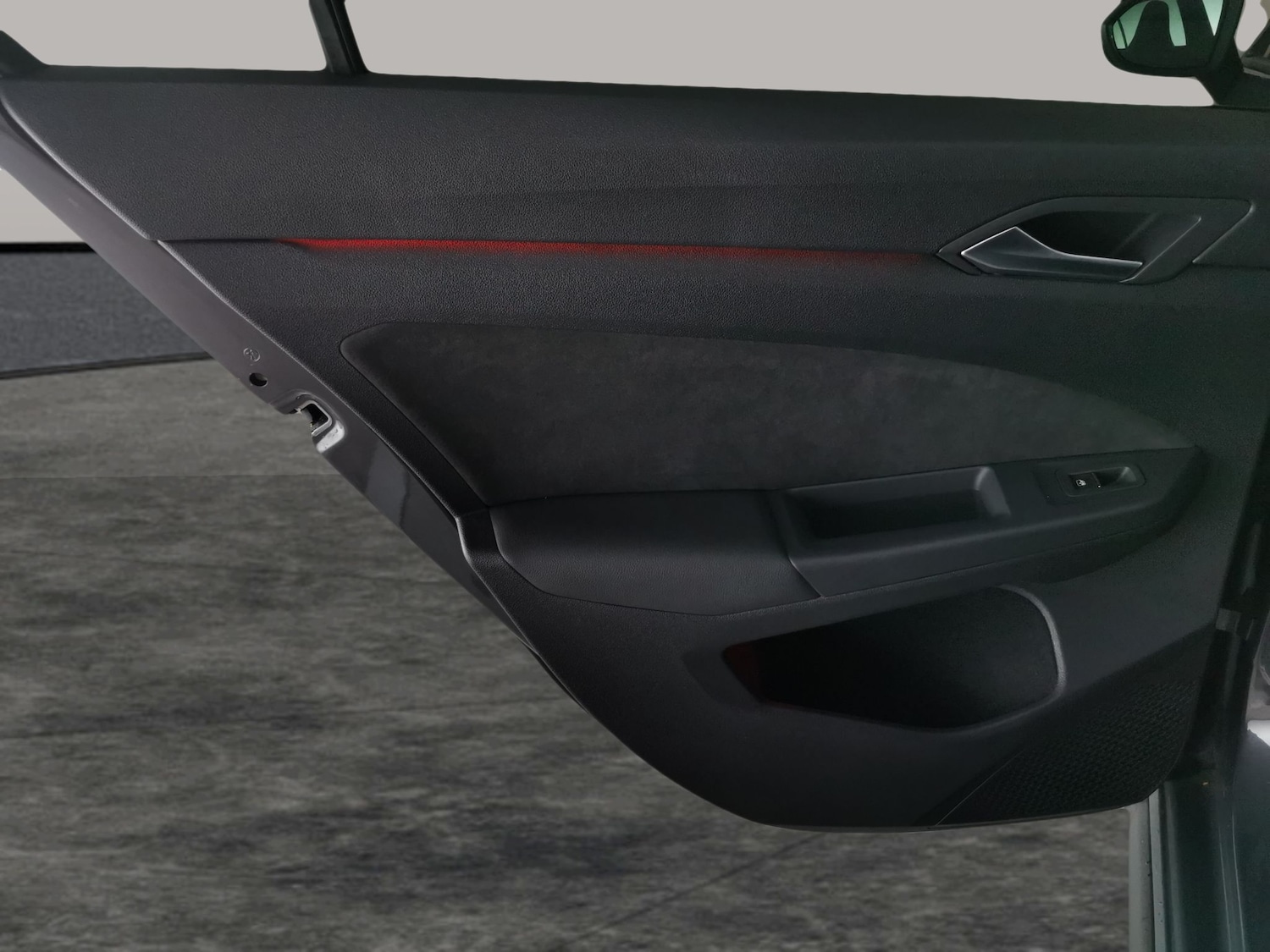 Used Volkswagen Golf 2022 for sale - 77392389: Photo 32