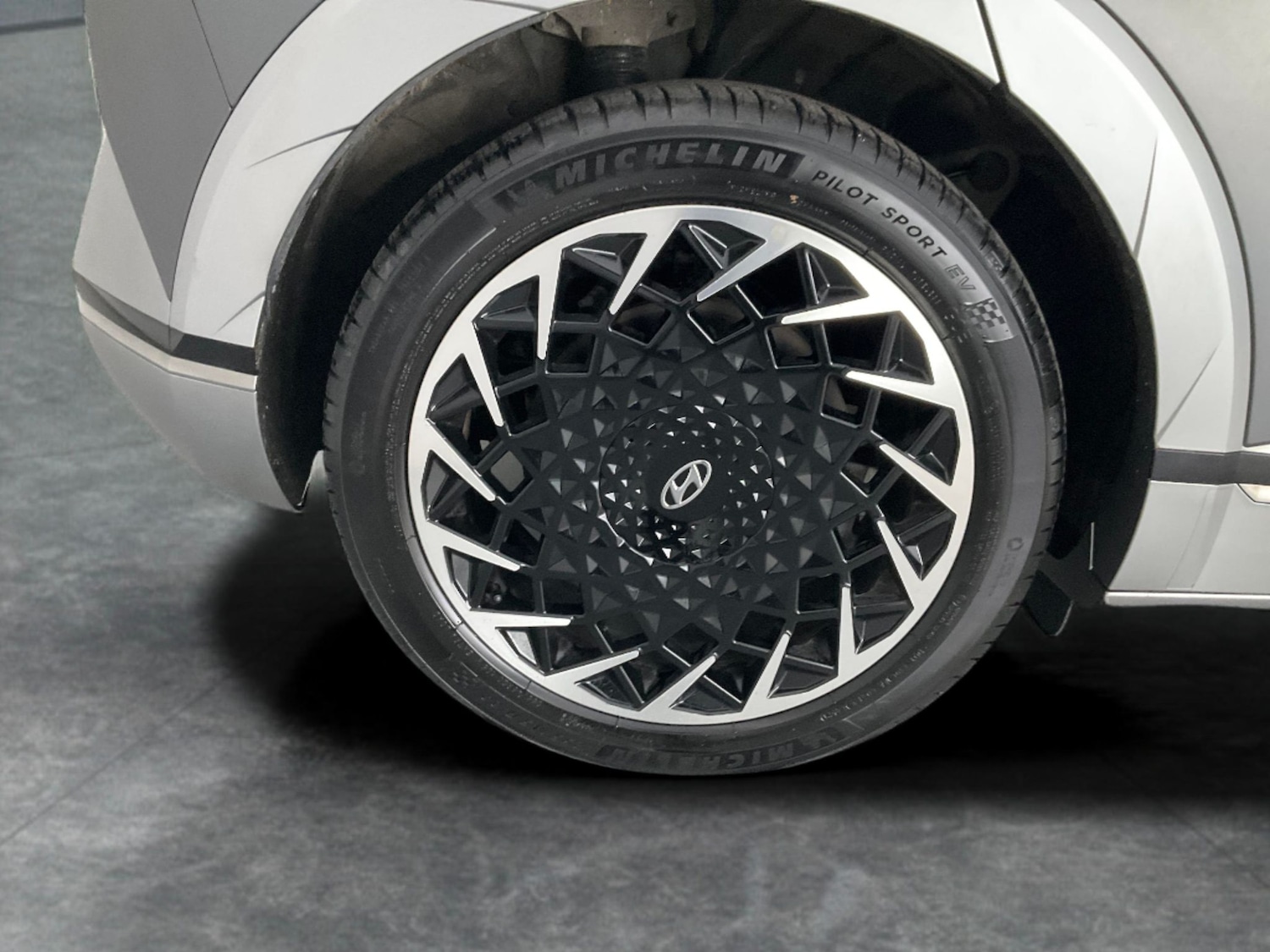 Used Hyundai IONIQ 5 2022 for sale - 76599728: Photo 34