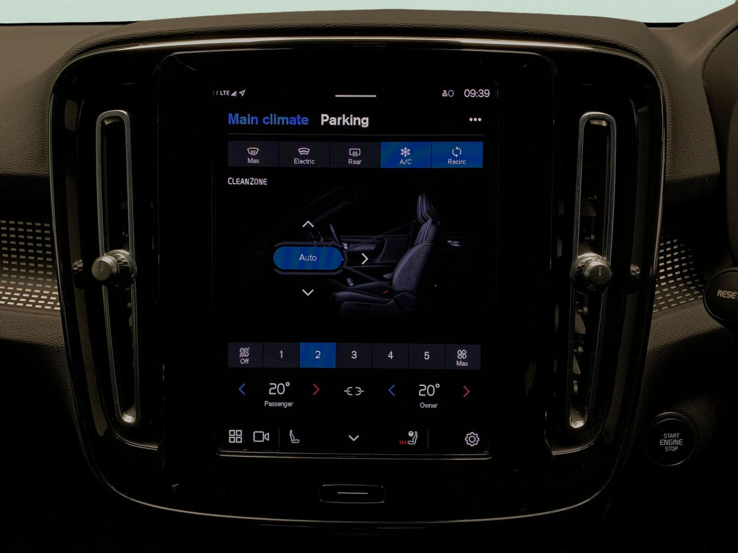 Used Volvo XC40 2022 for sale - 76565984: Photo 15