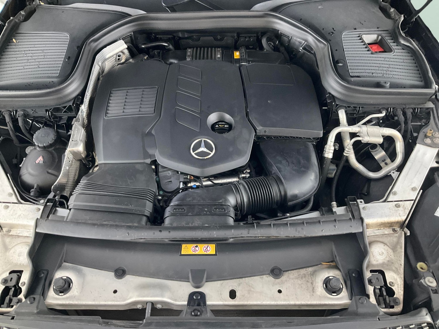 Used Mercedes-Benz GLC 2022 for sale - 76162506: Photo 44