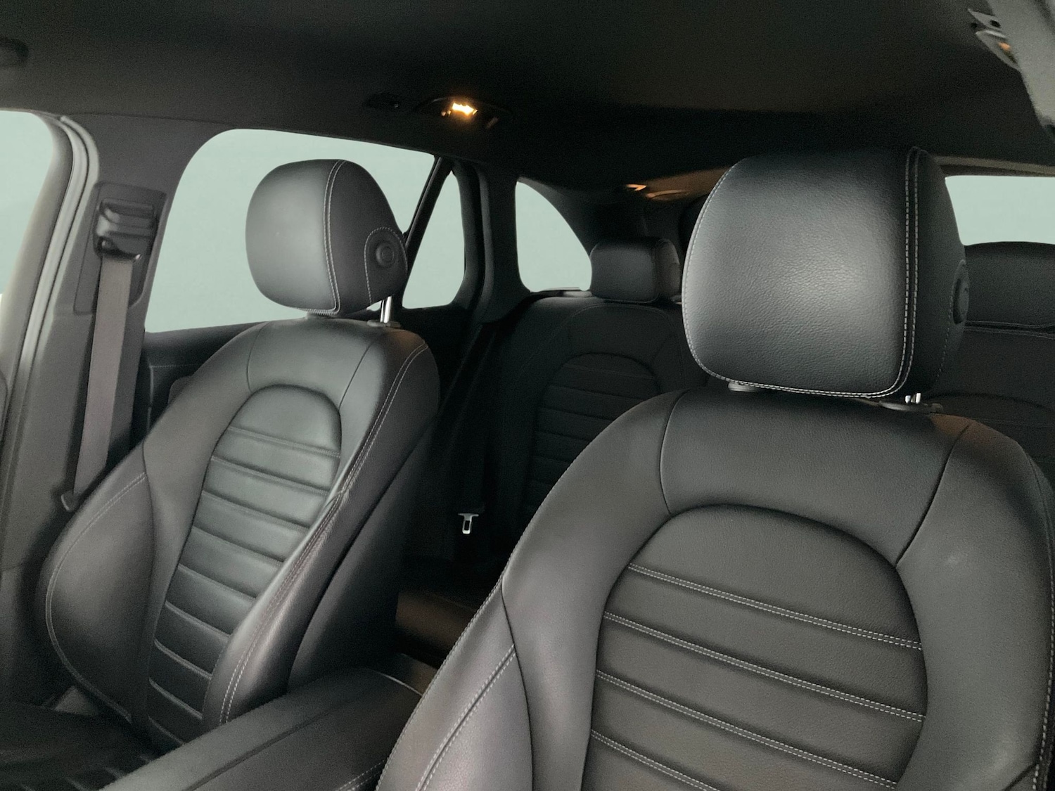Used Mercedes-Benz GLC 2022 for sale - 76162506: Photo 8