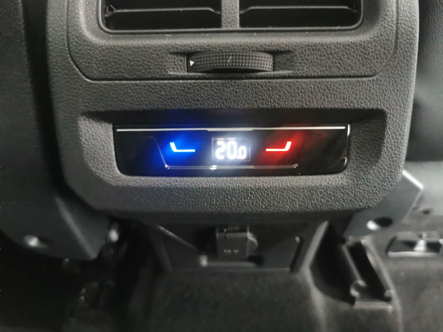 Used Volkswagen Touran 2022 for sale - 77076033: Photo 20