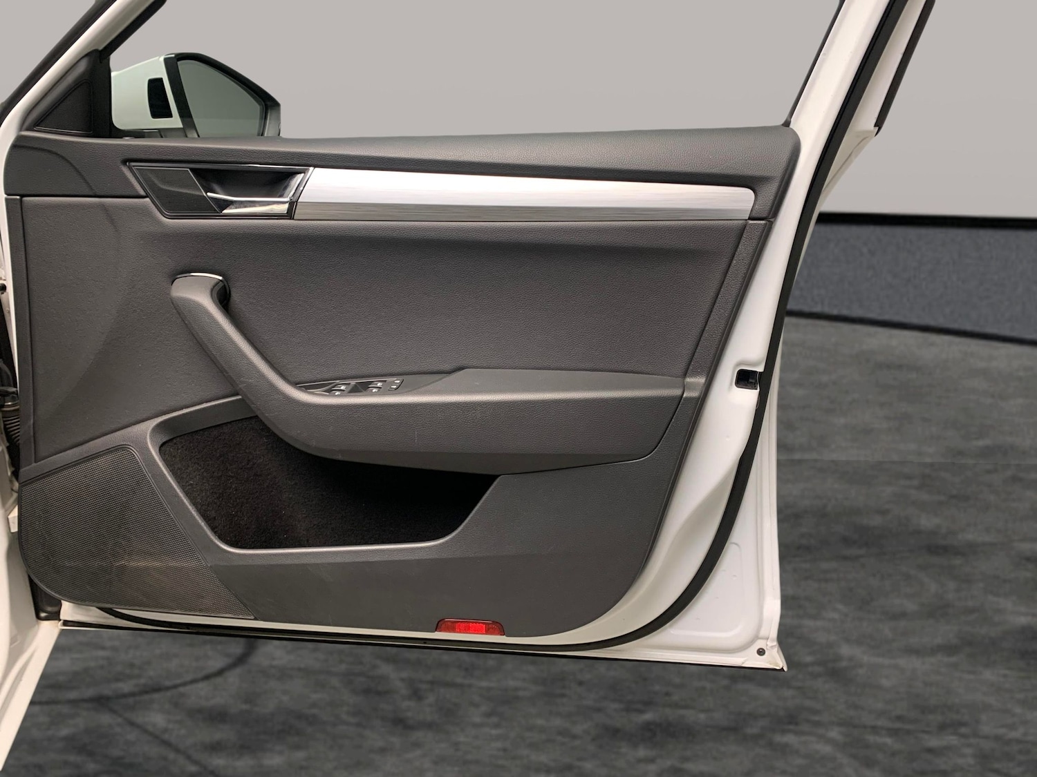 Used Skoda Superb 2021 for sale - 76831392: Photo 28