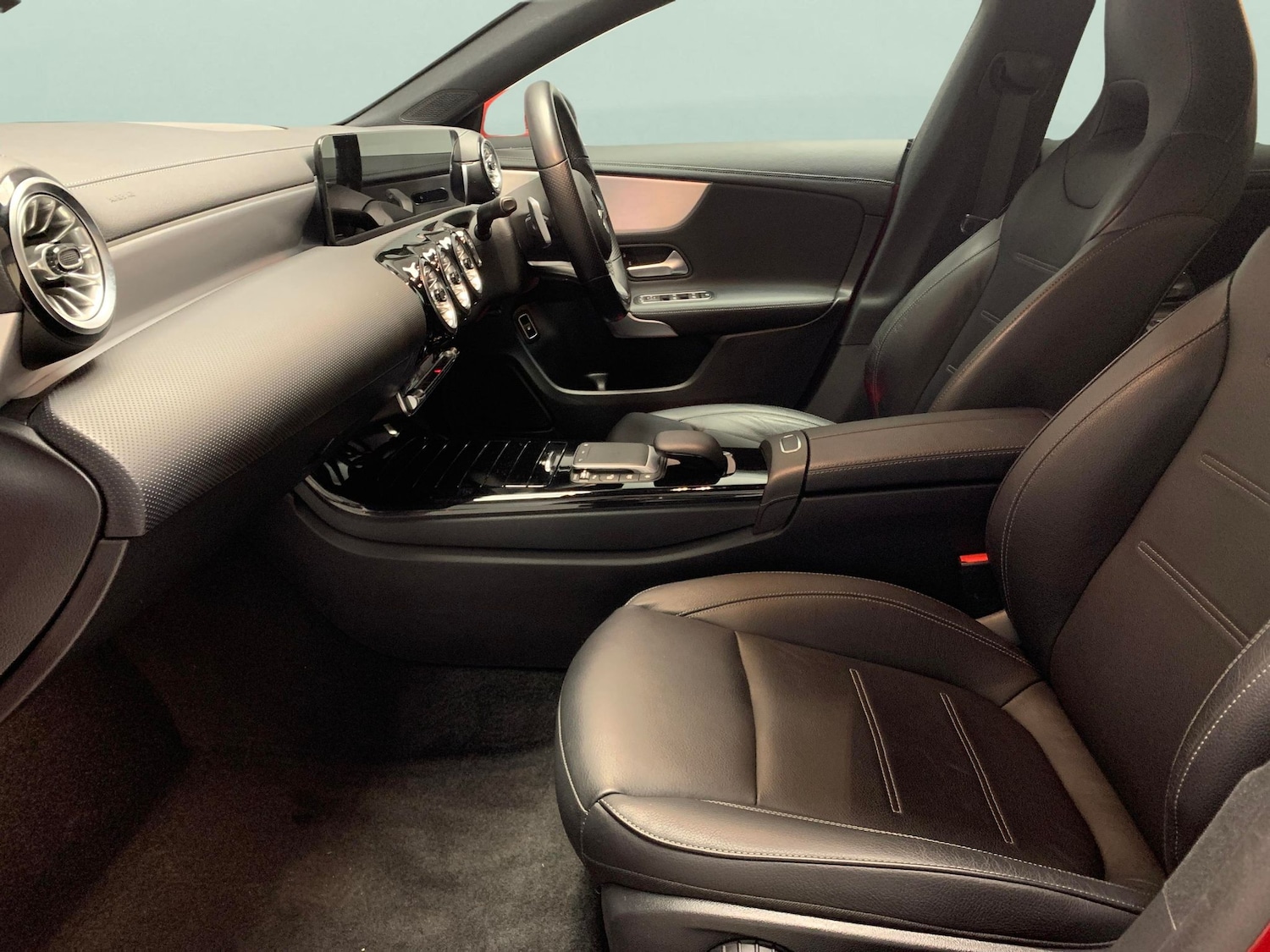 Used Mercedes-Benz CLA for sale - 77221429: Photo 4